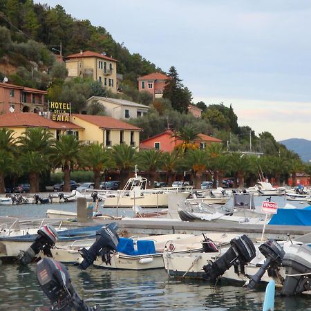 Hotel Della Baia Porto Venere Exterior photo