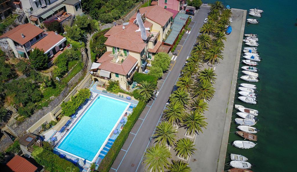 Hotel Della Baia Porto Venere Exterior photo
